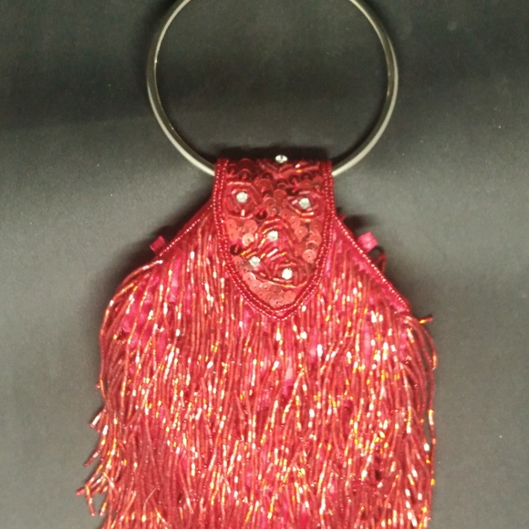 Gatsby style Beautiful evening red bead purse - Picture 2 of 3